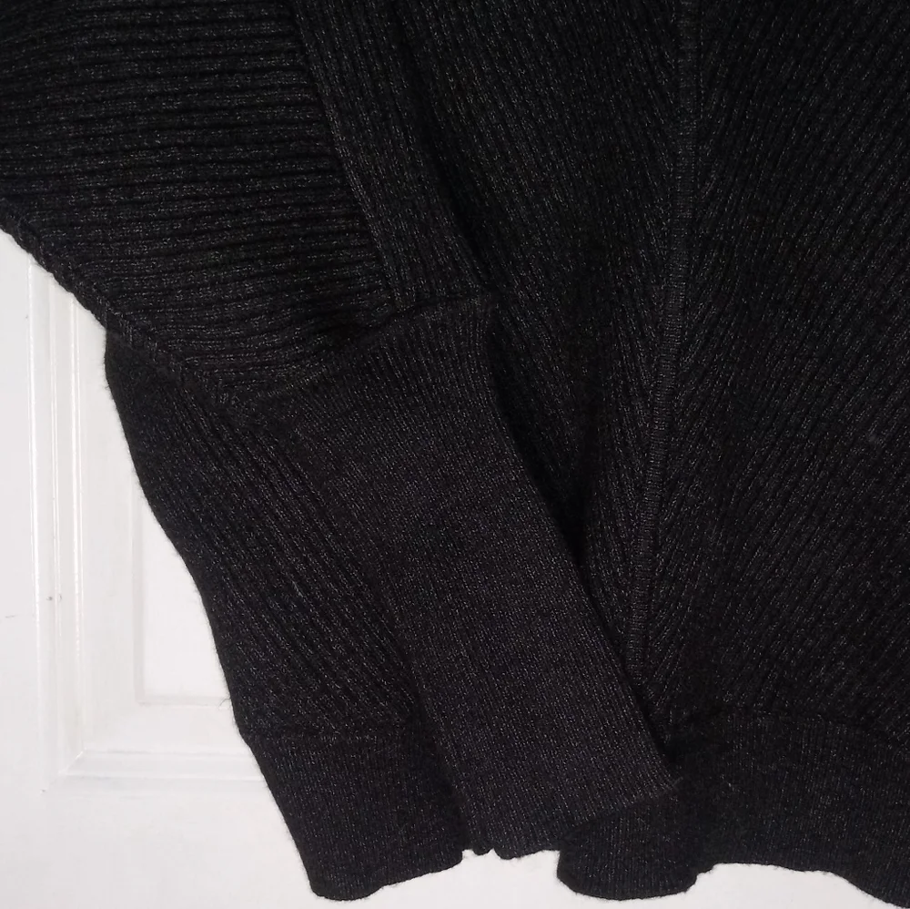 Devotion by Cyrus Dolman Sleeve Ribbed Sweater M